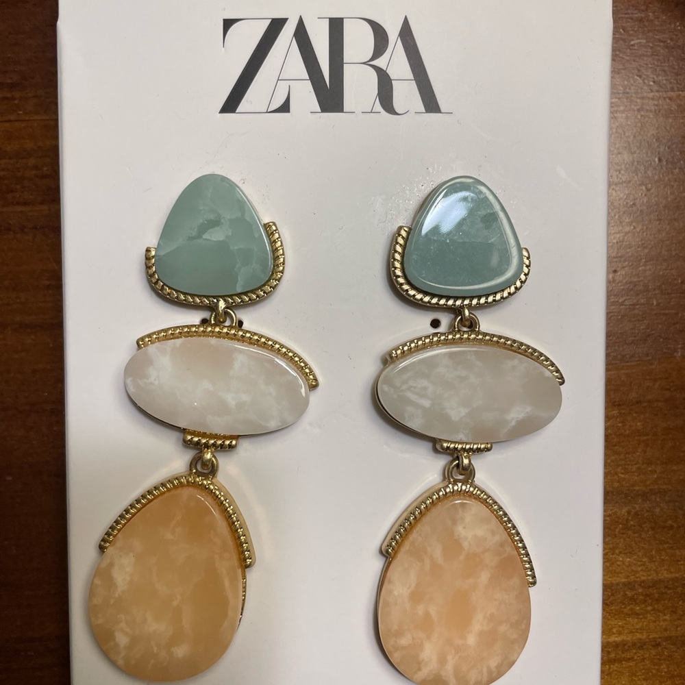 NWT Zara Gold and Cream Statement Earrings